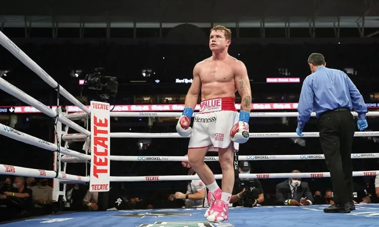 Saúl “Canelo” Álvarez enfrenta amenaza de despojo del título por negativa a pelear con David Benavidez