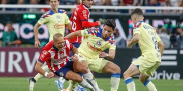América arrasa en la ida de los octavos de final de la CONCACAF al vencer 3-0 a las Chivas