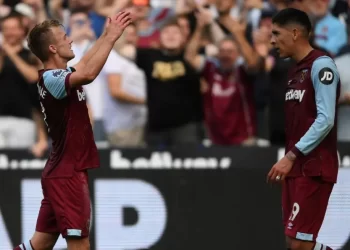 West Ham rescata un empate ante Burnley tras una remontada de película