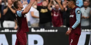 West Ham rescata un empate ante Burnley tras una remontada de película