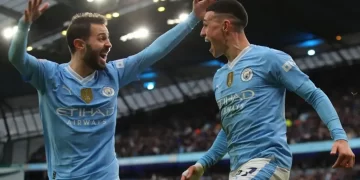 Manchester City supera al Manchester United en un emocionante enfrentamiento
