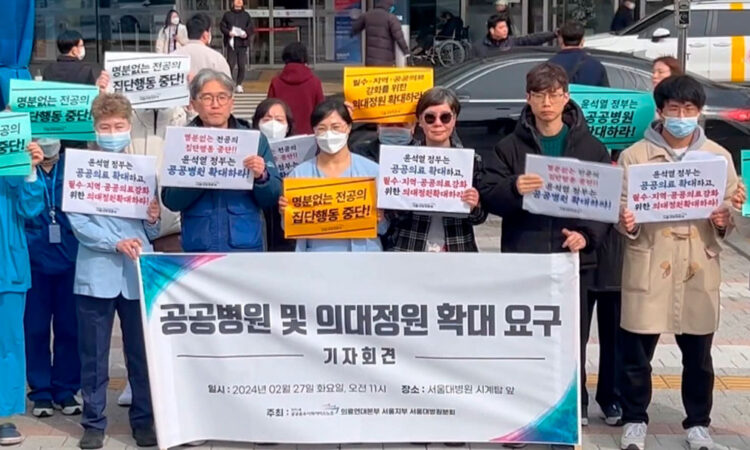 Huelga de médicos en Corea del Sur entra en su vigésimo día sin solución a la vista