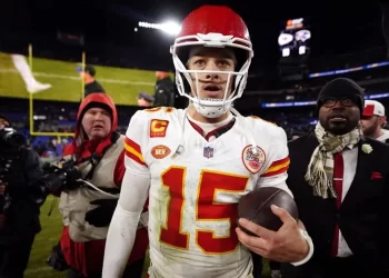Los Kansas City Chiefs reestructuran el contrato de Patrick Mahomes para aumentar el margen de maniobra salarial