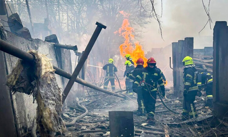 Ataque ruso en odesa deja al menos 14 muertos y 46 heridos