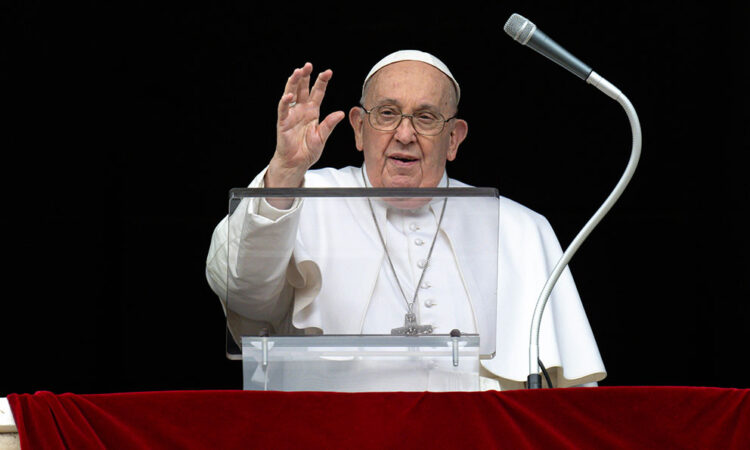 El Papa Francisco insta a la comunidad internacional a promover el desarme