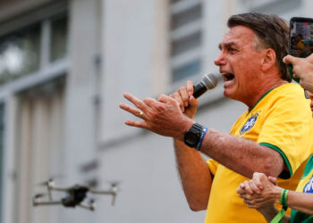 Expresidente Bolsonaro acusado de planear golpe de estado