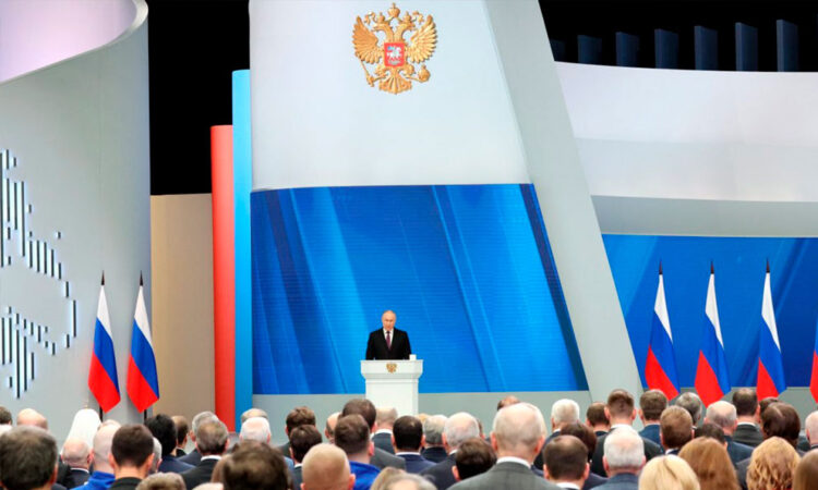 Putin propone medidas demográficas y sociales para contrarrestar el impacto de la guerra en Ucrania