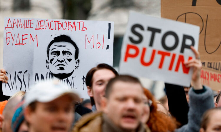 Más de 40 países, incluidos la UE y EE. UU., solicitan investigación sobre la muerte de Navalni