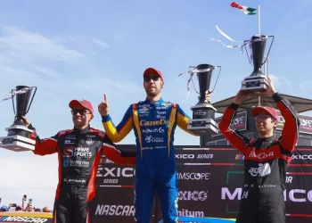 Rubén García Jr. arranca la temporada de NASCAR México con una victoria