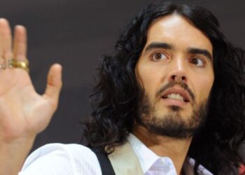 Canal británico Channel 4 investiga acusaciones de agresiones sexuales contra Russell Brand