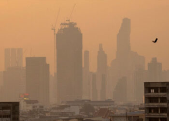La contaminación del aire se convierte en una crisis de salud pública en Tailandia