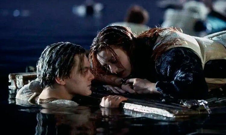 Trozo de madera icónico de ‘Titanic’ se vende por una cifra sorprendente en subasta