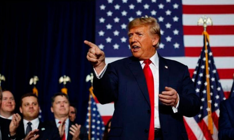 Trump asegura candidatura presidencial y arremete contra Biden en Twitter alternativo