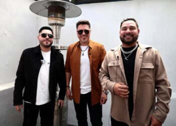 Banda MS celebra dos décadas en la música regional mexicana con energía renovada