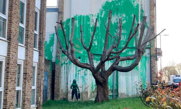 Nuevo mural de Banksy adorna las calles de Finsbury Park en Londres