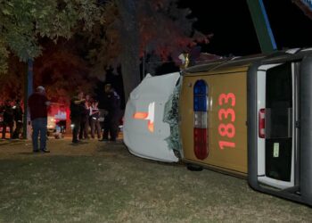 Choca patrulla de la Guardia Estatal: dos agentes lesionados