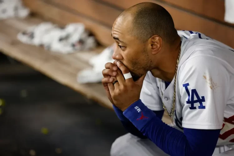 Los Ángeles contempla un cambio de posición para Betts