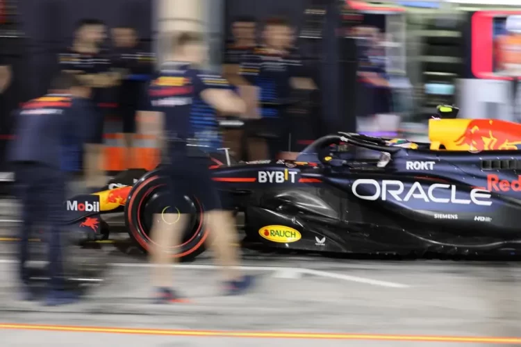 ‘Checo’ Pérez satisfecho con el segundo lugar en Baréin