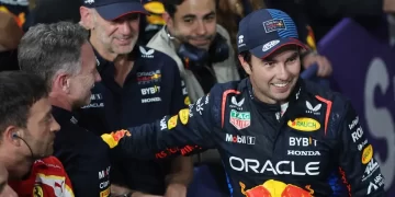 Checo Pérez planea prolongar su carrera en la Fórmula 1 mientras prioriza su familia