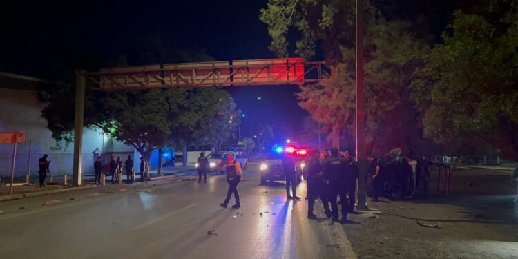 Choca patrulla de la Guardia Estatal: dos agentes lesionados