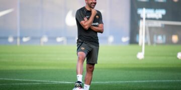 Deco revela planes y deseos del Barcelona para el futuro