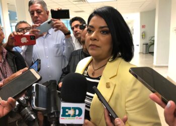 Presidenta del Congreso hará campaña sin pedir licencia