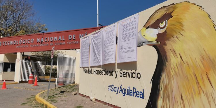 Conflicto en Tec Victoria, amenazan con paro de labores