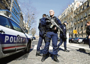 Amenazas de explosión en escuelas del norte de Francia desatan pánico y movilizan a las autoridades