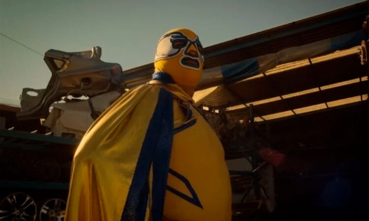 “El Halcón”: La lucha libre regresa al cine mexicano con una comedia de acción