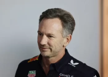 Tensión en Red Bull: Jos Verstappen pide la salida de Christian Horner