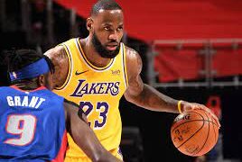 LeBron James elogia a sus contemporáneos en la NBA mientras sigue haciendo historia