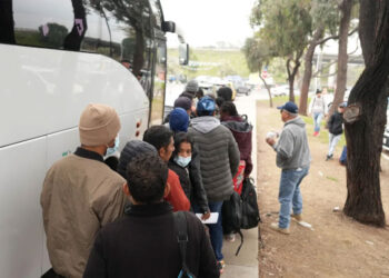 Estados Unidos expulsa a casi 600 mil extranjeros desde la frontera con México