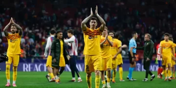 Lewandowski rechaza oferta millonaria de Arabia para continuar en el Barcelona