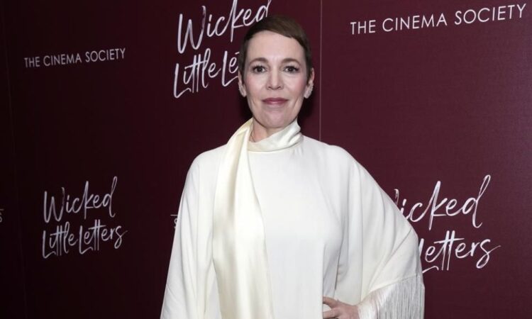 Olivia Colman critica la disparidad salarial en Hollywood: “Los actores masculinos se les paga más”