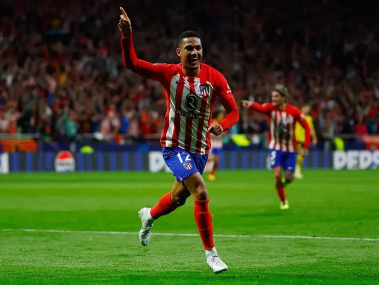 Atlético de Madrid derrota 2-1 al Dortmund en duelo de ida de la Champions