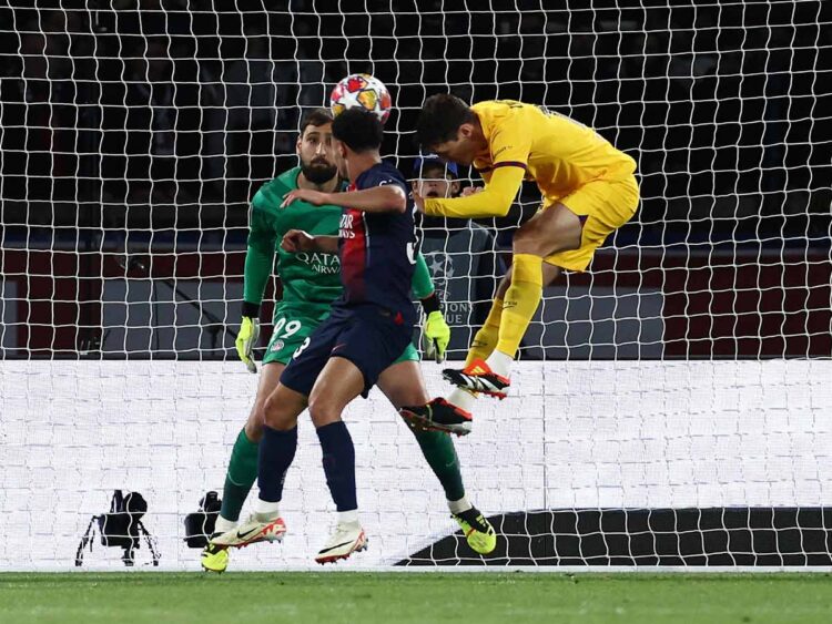El Barcelona se impone 3-2 ante PSG de visita en París