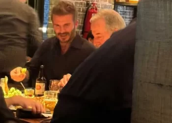 David Beckham es captado ‘caguameando’ en Monterrey