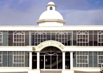 Partidos llenan planillas de Ayuntamientos con “gays cachirules” en Coahuila