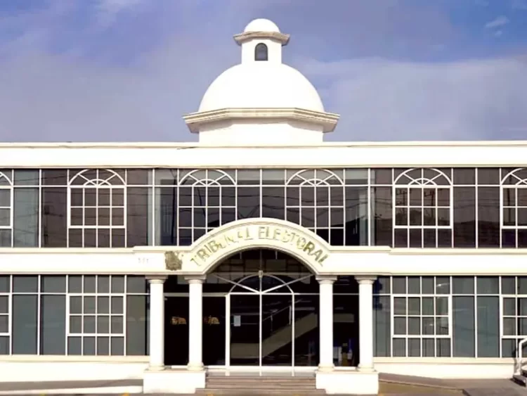 Partidos llenan planillas de Ayuntamientos con “gays cachirules” en Coahuila