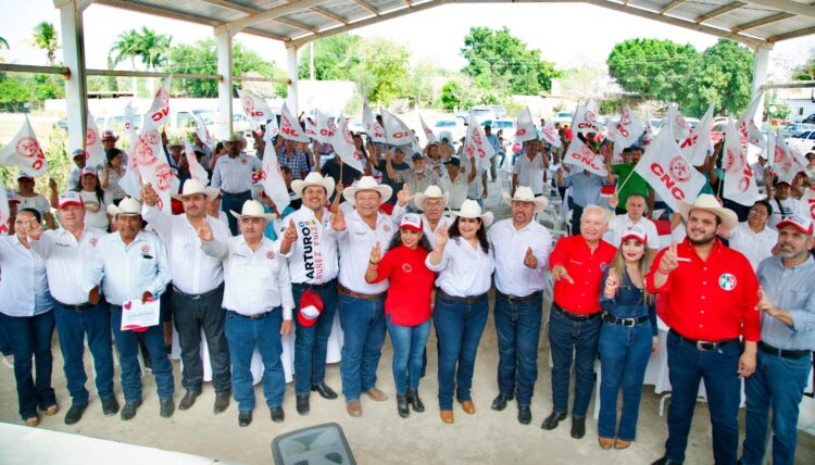 Atiende Arturo Núñez demandas sociales en el altiplano de Tamaulipas