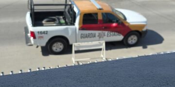 Denuncian diputados panistas acoso de “guardia estatal” en sede de su partido