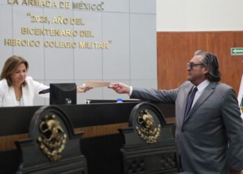 Presenta Diputado de MC Gustavo Cárdenas su iniciativa del adiós