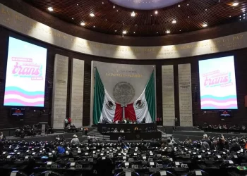 Diputados van a receso para analizar cambios en dictamen de pensiones en México