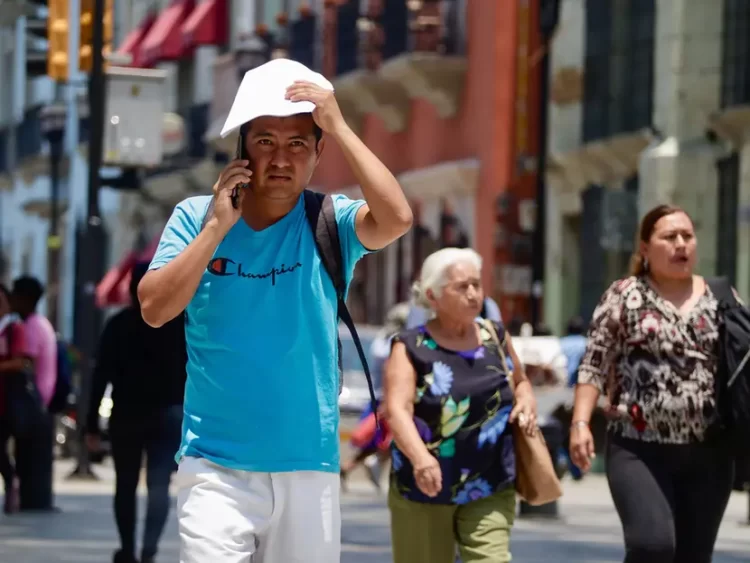 Secretaría de Salud reporta un muerto por ola de calor; llama a evitar exposición prolongada al sol