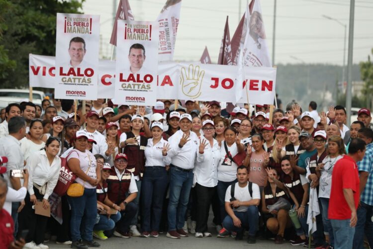 Recorren Lalo Gattás y Blanca Anzaldúa  las colonias América de Juárez y Azteca 2