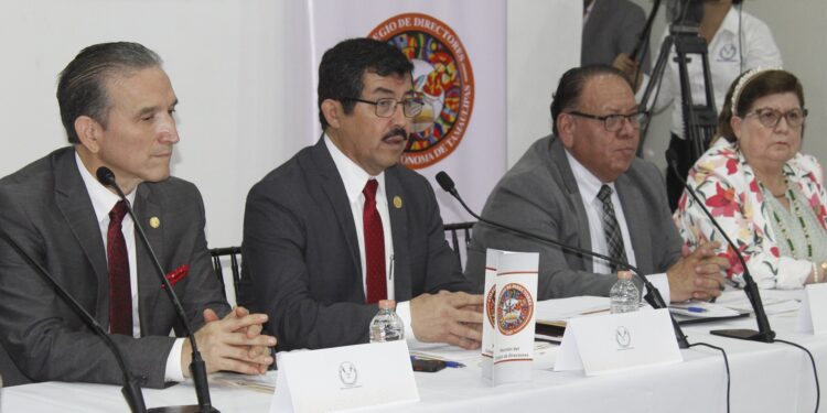 Fortalece Rector de la UAT plan de trabajo institucional dialogando en Facultades y Escuelas