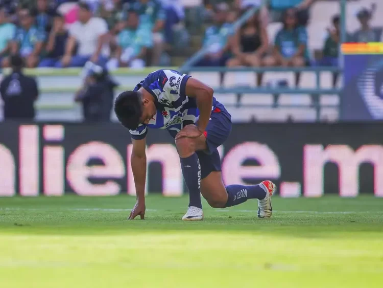 Rayados de Monterrey cae 0-2 ante el León
