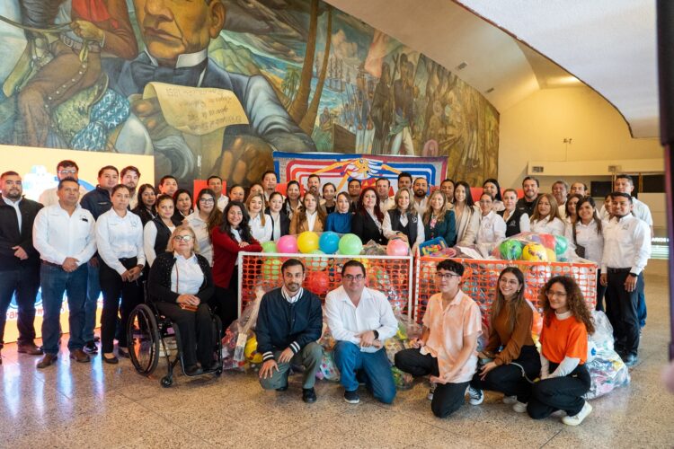 Promueve la UAT colecta de juguetes para celebrar el Día del Niño