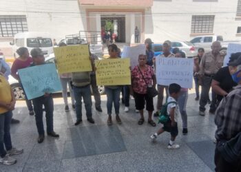 Demandan legalizar predios y ruta de transporte para Col. “Constitución del 17” de Victoria