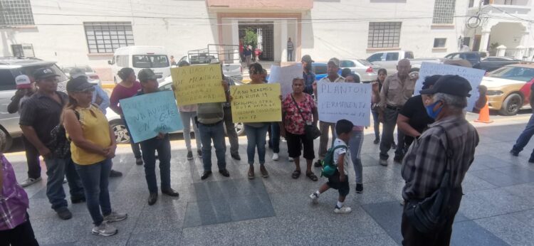 Demandan legalizar predios y ruta de transporte para Col. “Constitución del 17” de Victoria